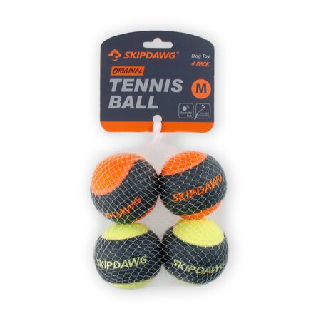 Pack de 4 pelotas de tenis para perros Skipdawg, tamaño mediano, en colores naranja, negro y amarillo. Material resistente y con sonido chirriador para mayor diversión.