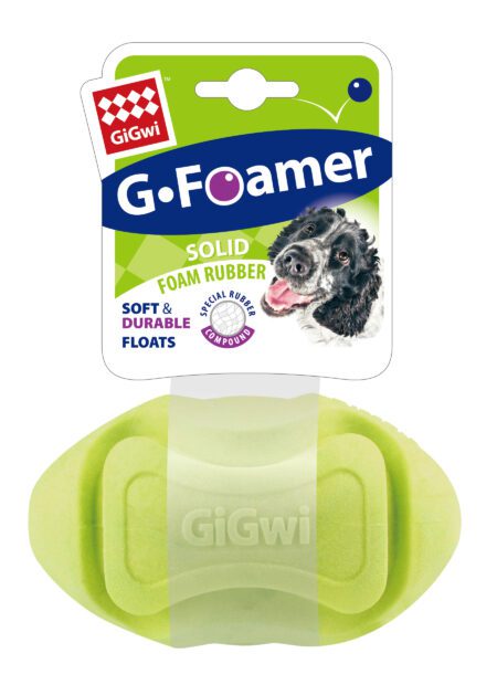 Pelota de rugby para perro GiGwi G-Foamer verde, de espuma sólida, flota y es duradera.