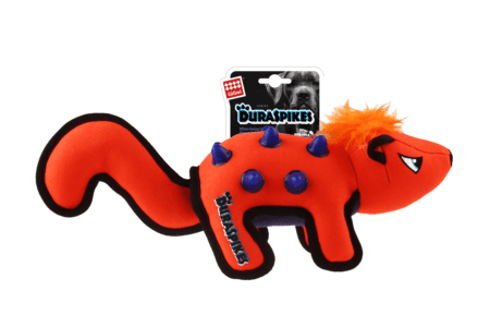 Juguete para perros GiGwi Duraspikes Extra Tough Ardilla, color naranja con púas reforzadas. Ideal para perros con mordida fuerte.